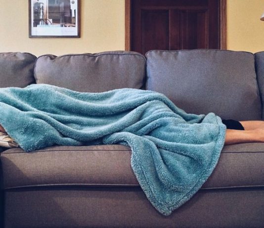 Hemma med barn när sambon är sjuk – Får man vara det? Hemma med barn när sambon är sjuk