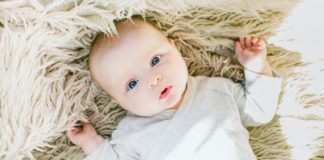 Könsneutrala namn – 264 Unisex-namn att inspireras av! könsneutrala namn