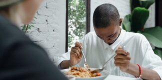 Fläckborttagning – Så får du bort vin, blod, fett och svett-fläckar! fläckborttagning