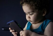 Tips för att hitta balans mellan skärmar och familjehäng balans mellan skärmtid och umgänge