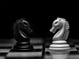 Stressavlastning eller strategi – vad pappors spelkvällar online faktiskt handlar om schack pjäser onlinespel